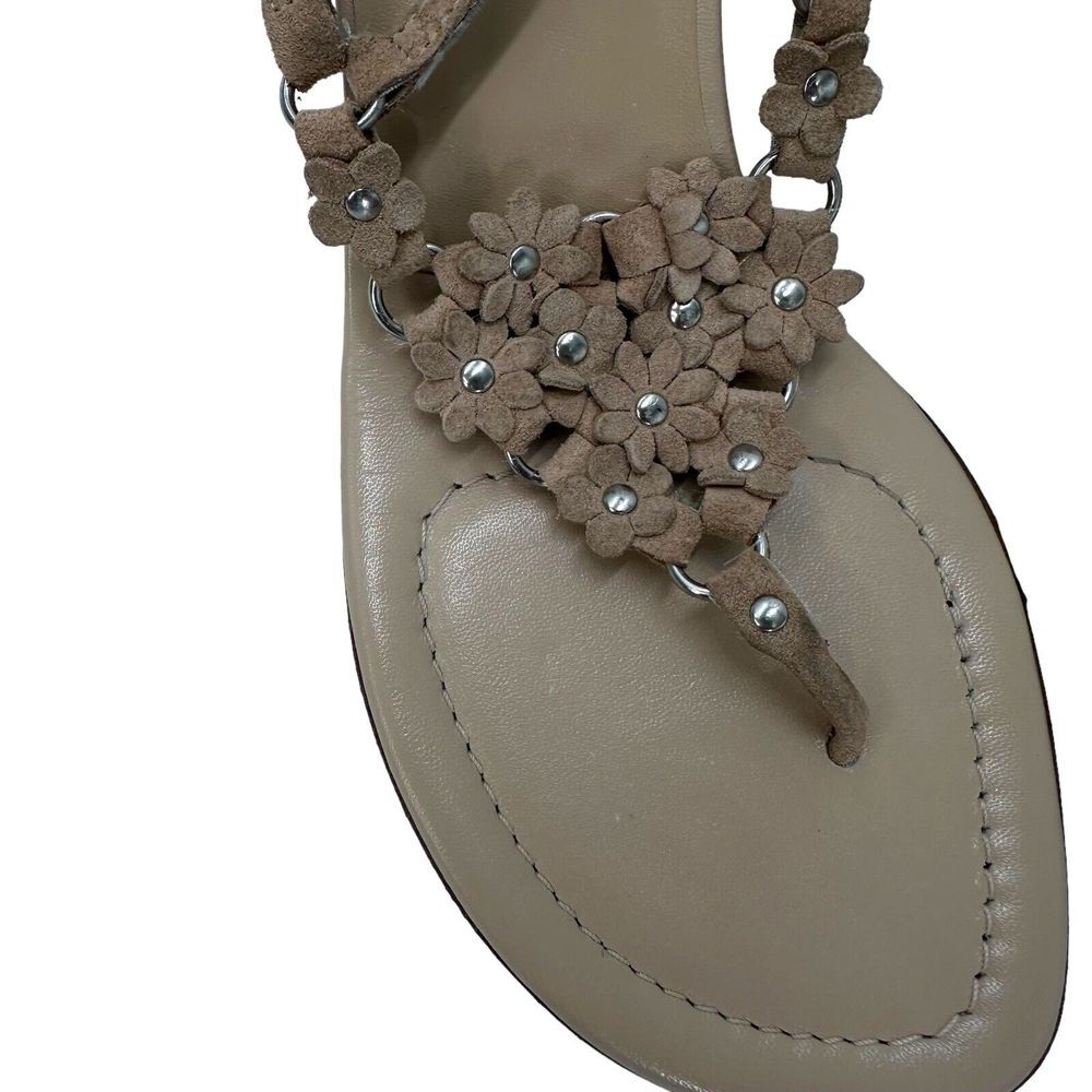 Coach Darla Suede Biscotto‎ Size 9.5 B Floral Kitten heel - Picture 3 of 10